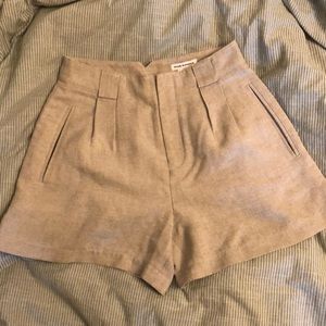 Club Monaco 00 beige high-waisted shorts